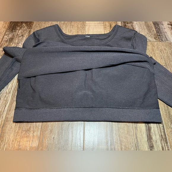 Lululemon Ebb to Street Long Sleeve Black Size 8 - Picture 5 of 7